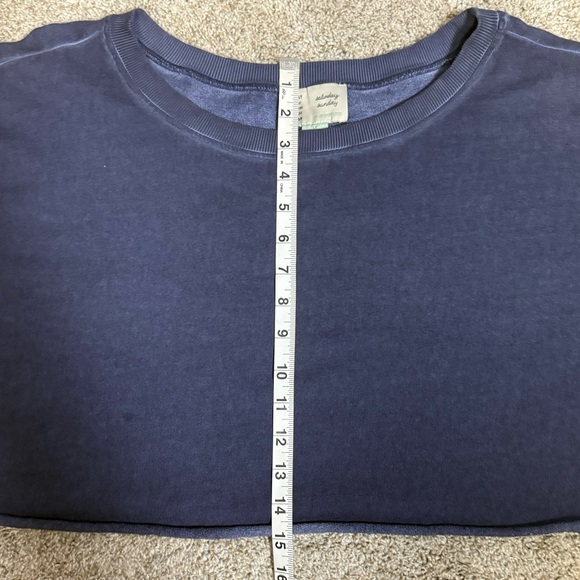 ANTHROPOLOGIE Vintage Look Cropped Oversized Navy Blue Sweatshirt Raw Hem Large - Picture 8 of 11